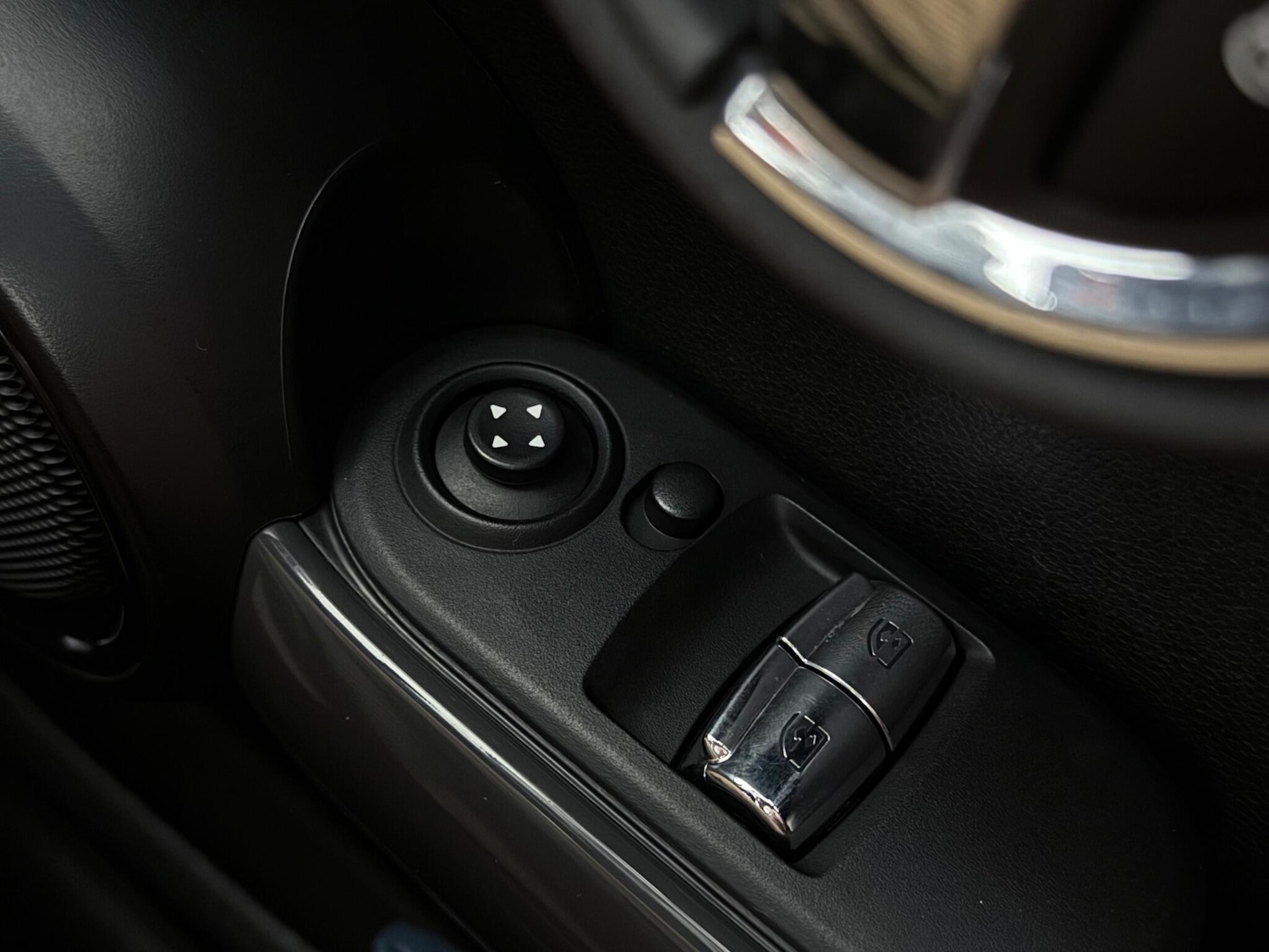 Used MINI Hatch 2018 for sale - 76468630: Photo 32