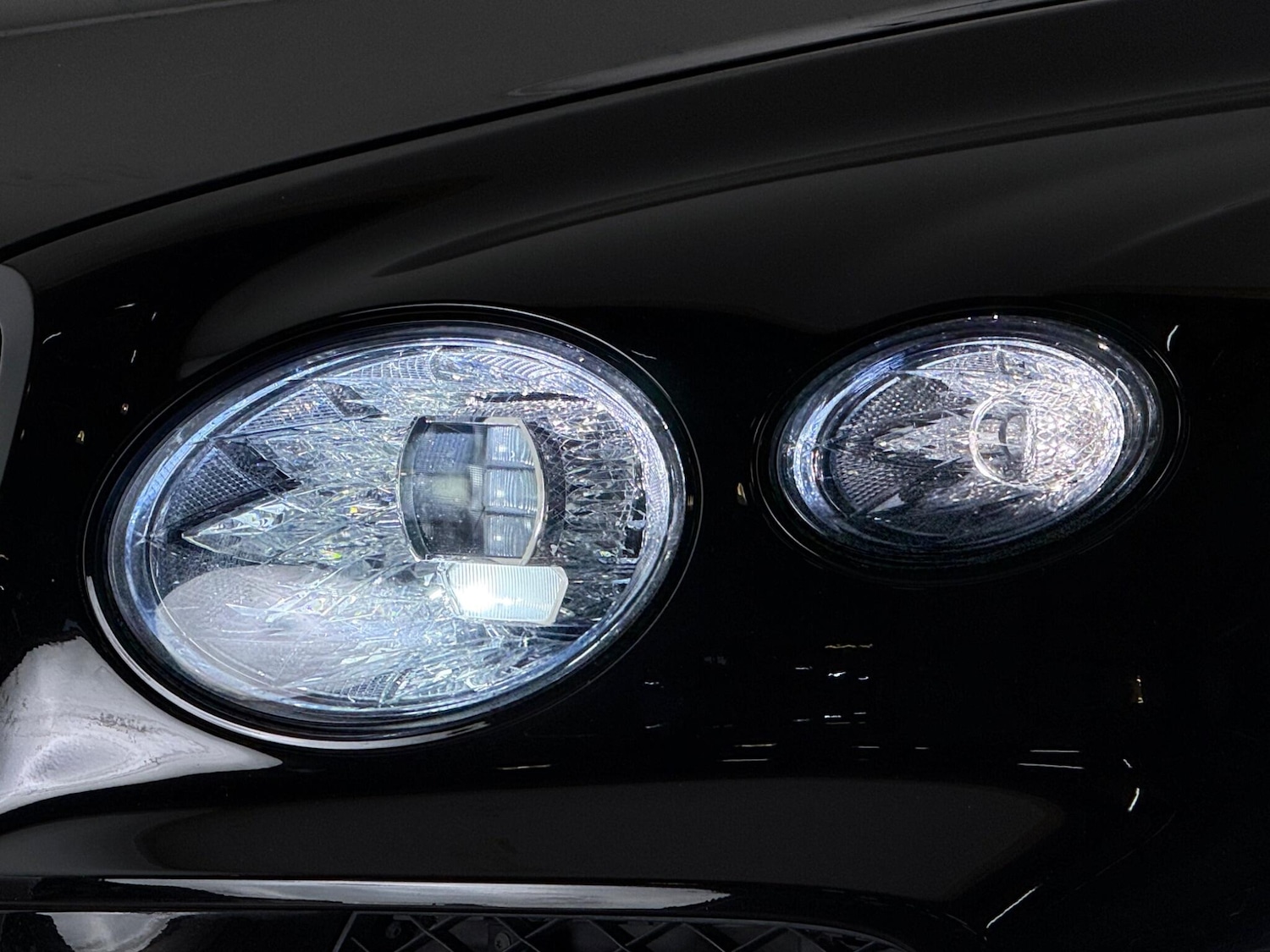 Used Bentley Bentayga 2021 for sale - 76468358: Photo 8