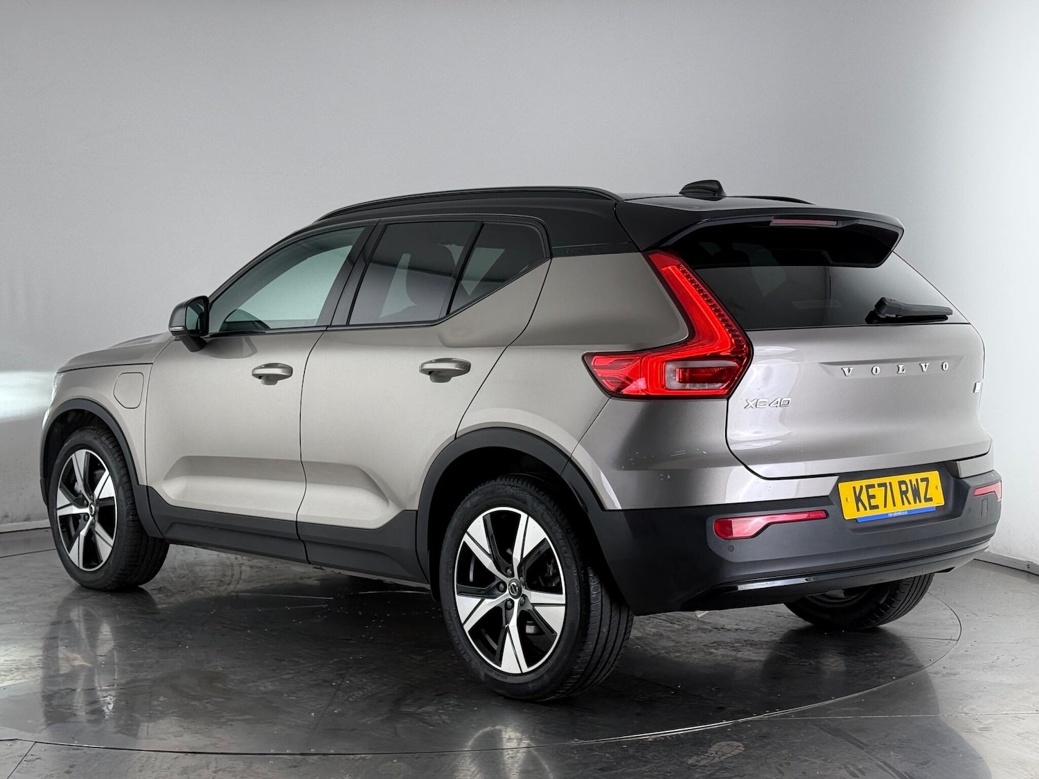 Used Volvo XC40 2022 for sale - 77181357: Photo 3