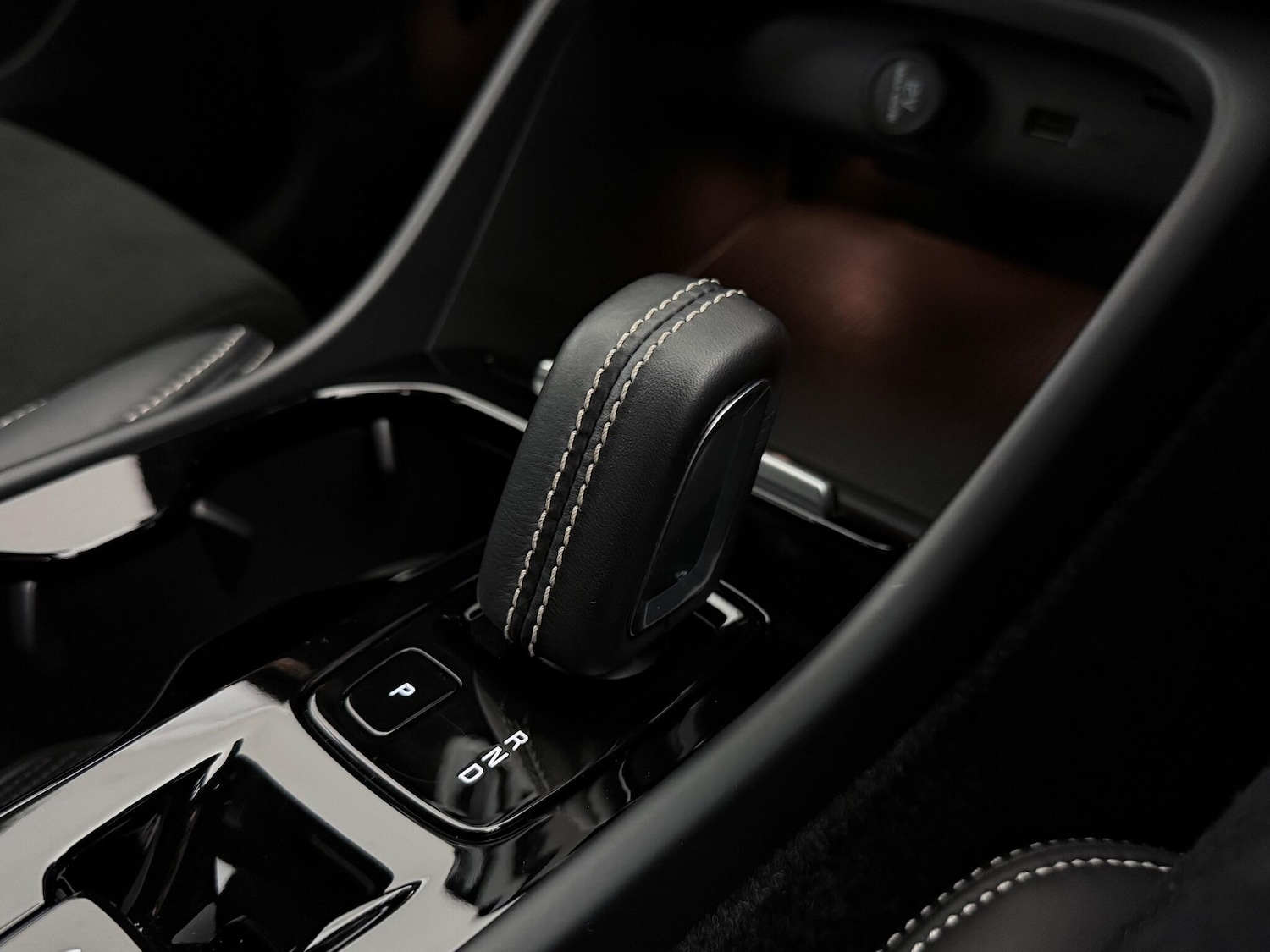 Used Volvo XC40 2022 for sale - 77181357: Photo 33