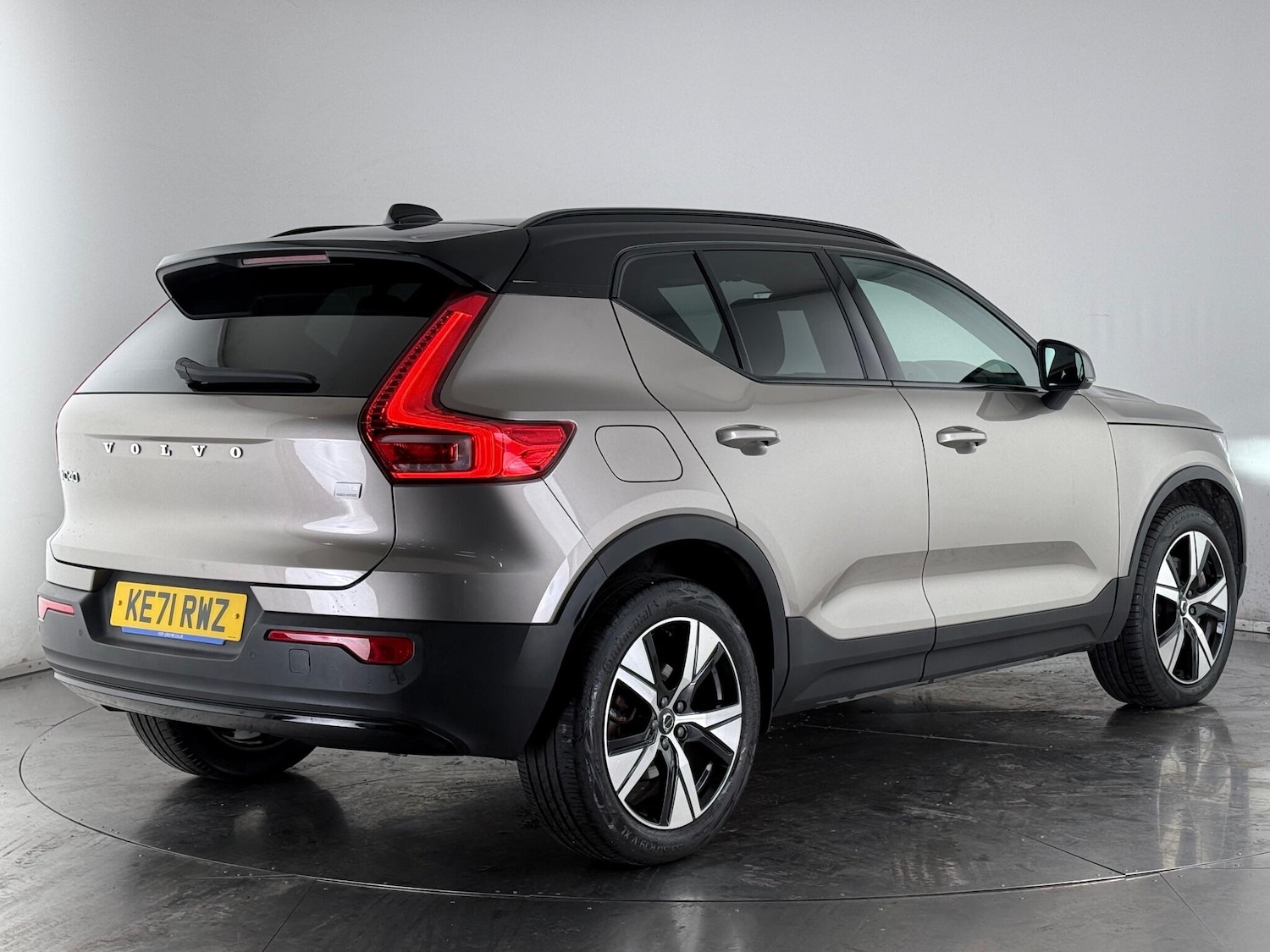 Used Volvo XC40 2022 for sale - 77181357: Photo 4