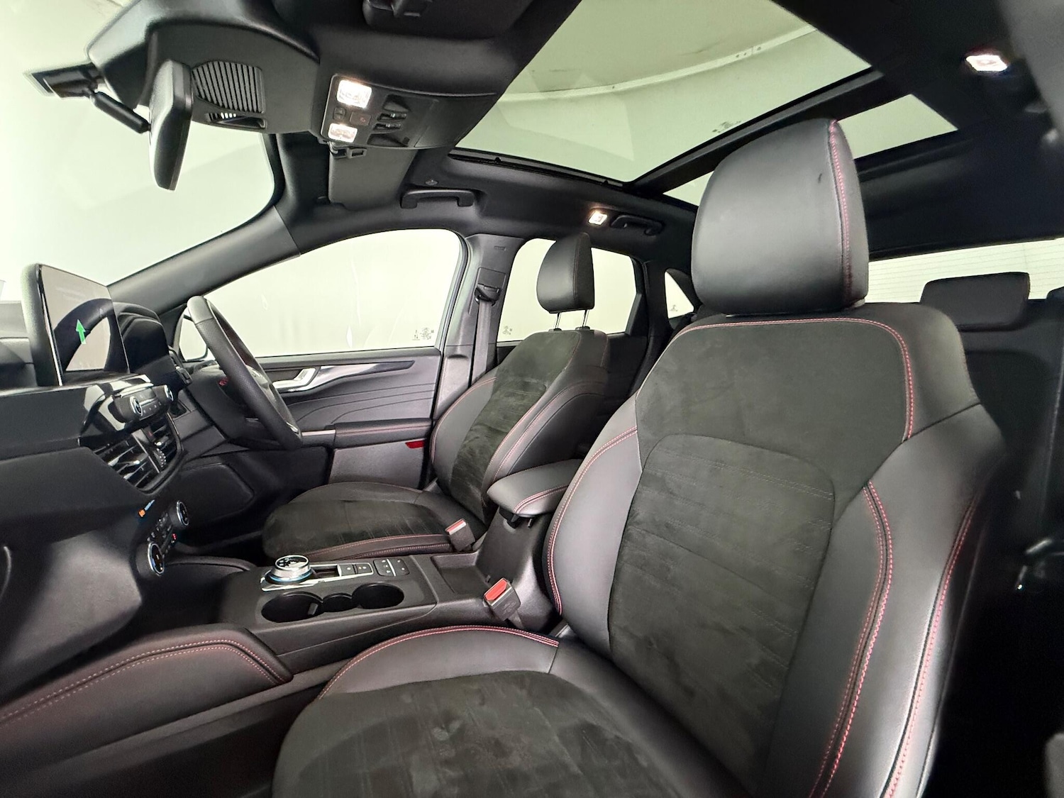 Used Ford Kuga 2023 for sale - 76468500: Photo 17