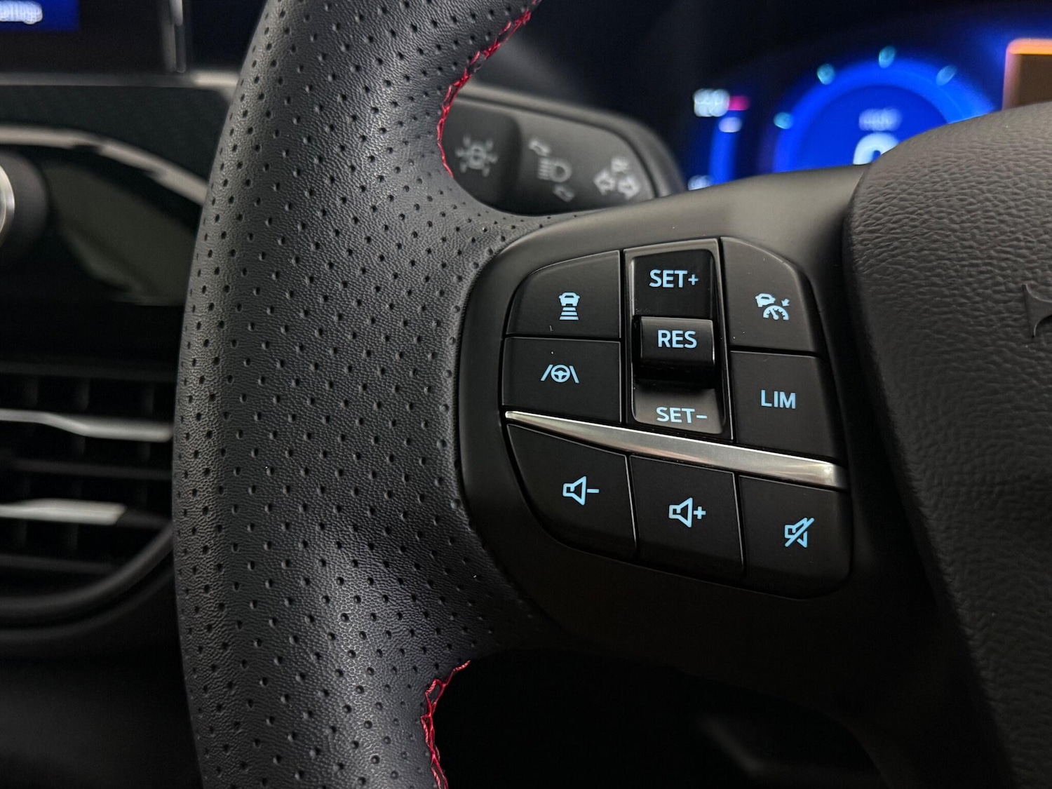 Used Ford Kuga 2023 for sale - 76468500: Photo 28