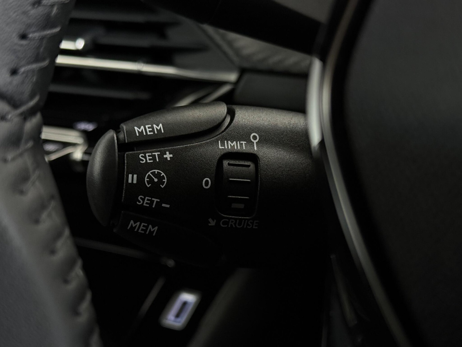 Used Peugeot 2008 2025 for sale - 76468471: Photo 25