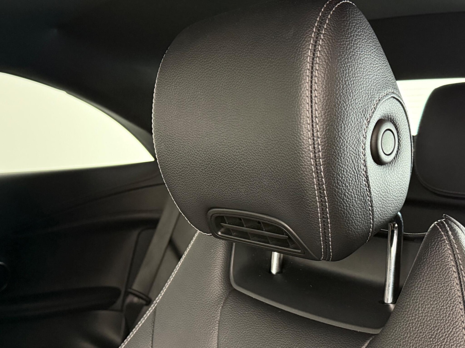 Used Mercedes-Benz C Class 2018 for sale - 77332107: Photo 18