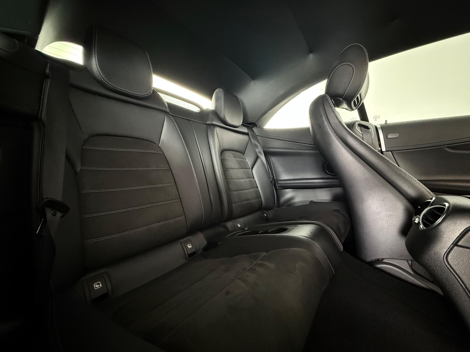 Used Mercedes-Benz C Class 2018 for sale - 77332107: Photo 19