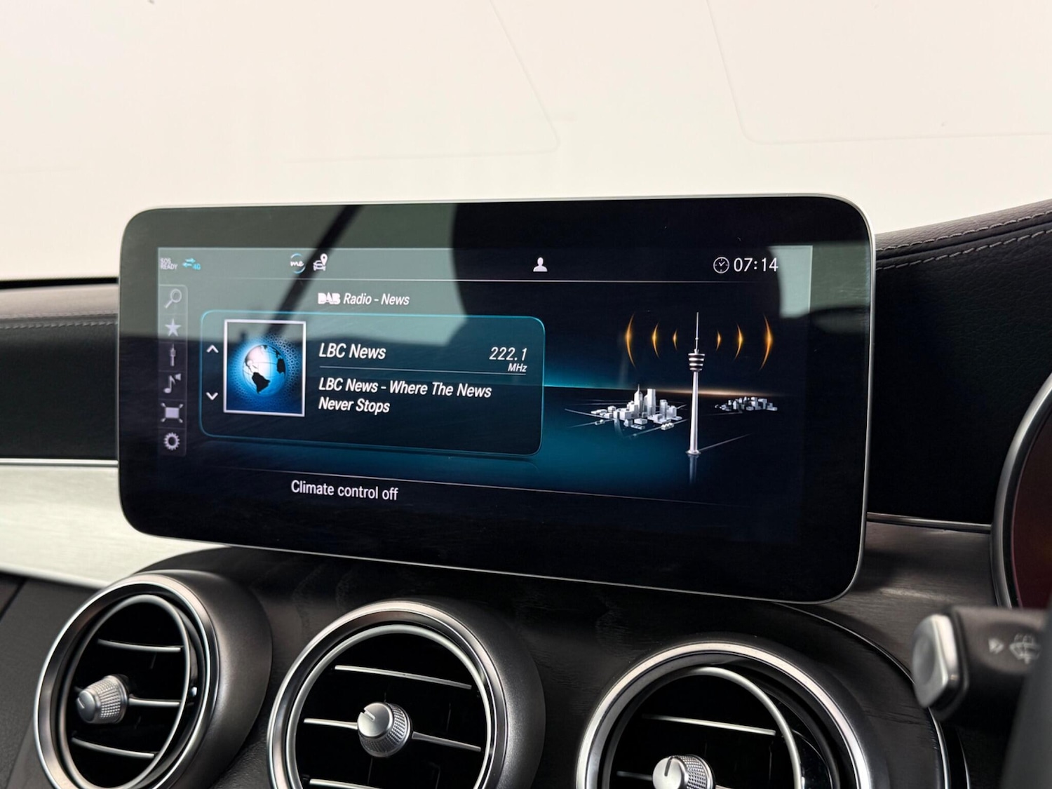 Used Mercedes-Benz C Class 2018 for sale - 77332107: Photo 31