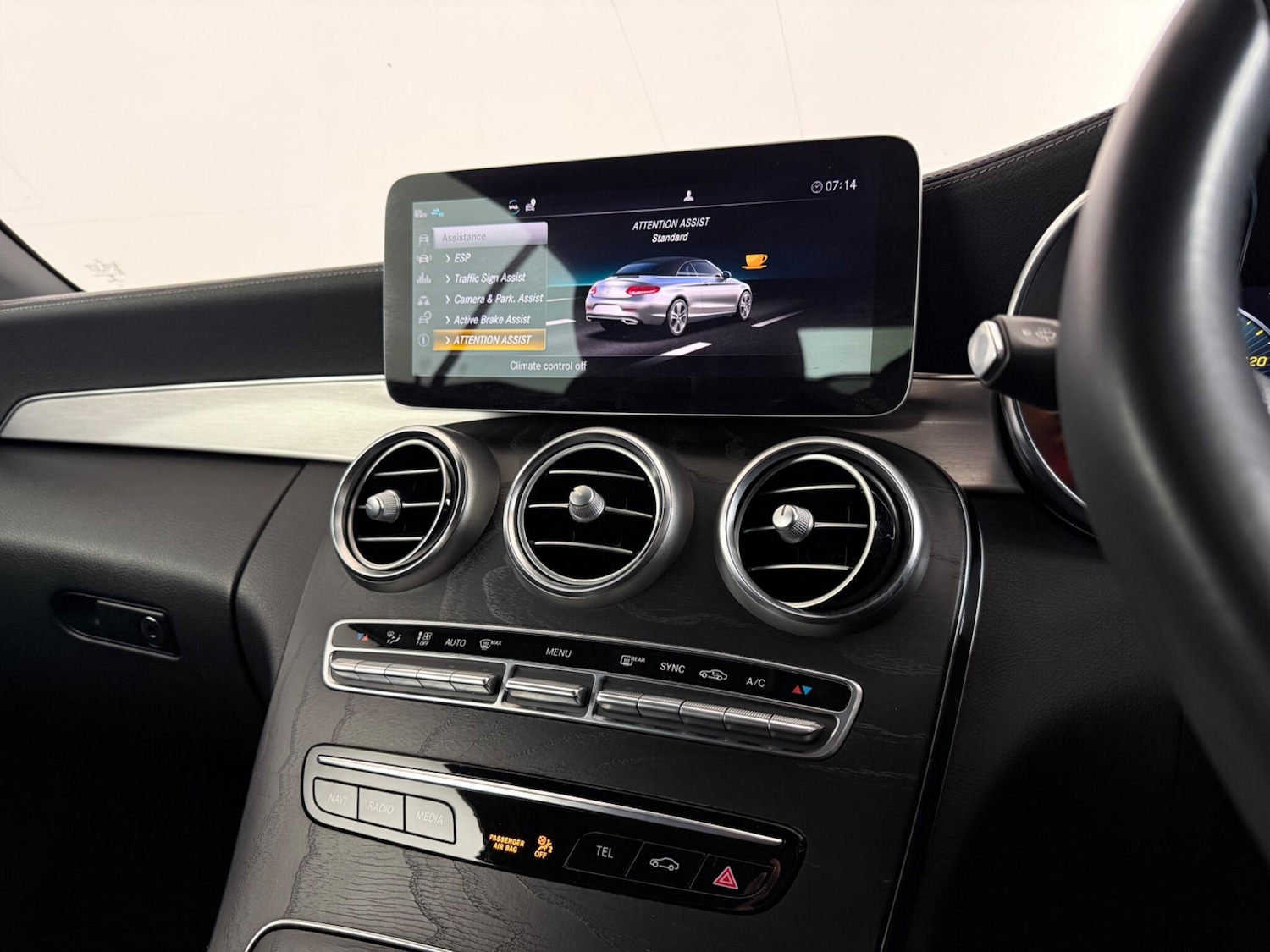 Used Mercedes-Benz C Class 2018 for sale - 77332107: Photo 37