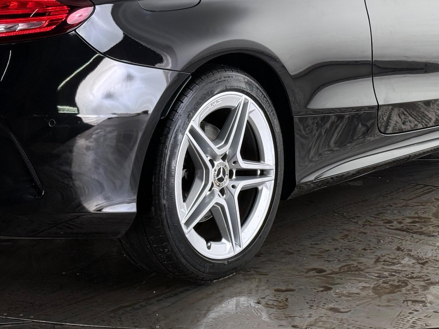 Used Mercedes-Benz C Class 2018 for sale - 77332107: Photo 8