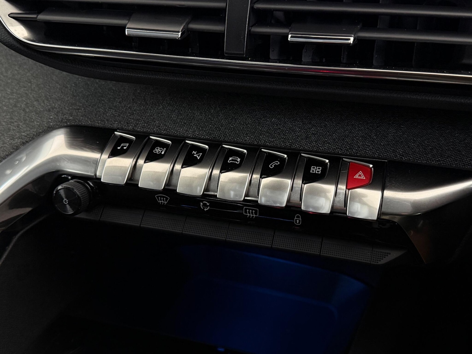 Used Peugeot 3008 2019 for sale - 76468447: Photo 43