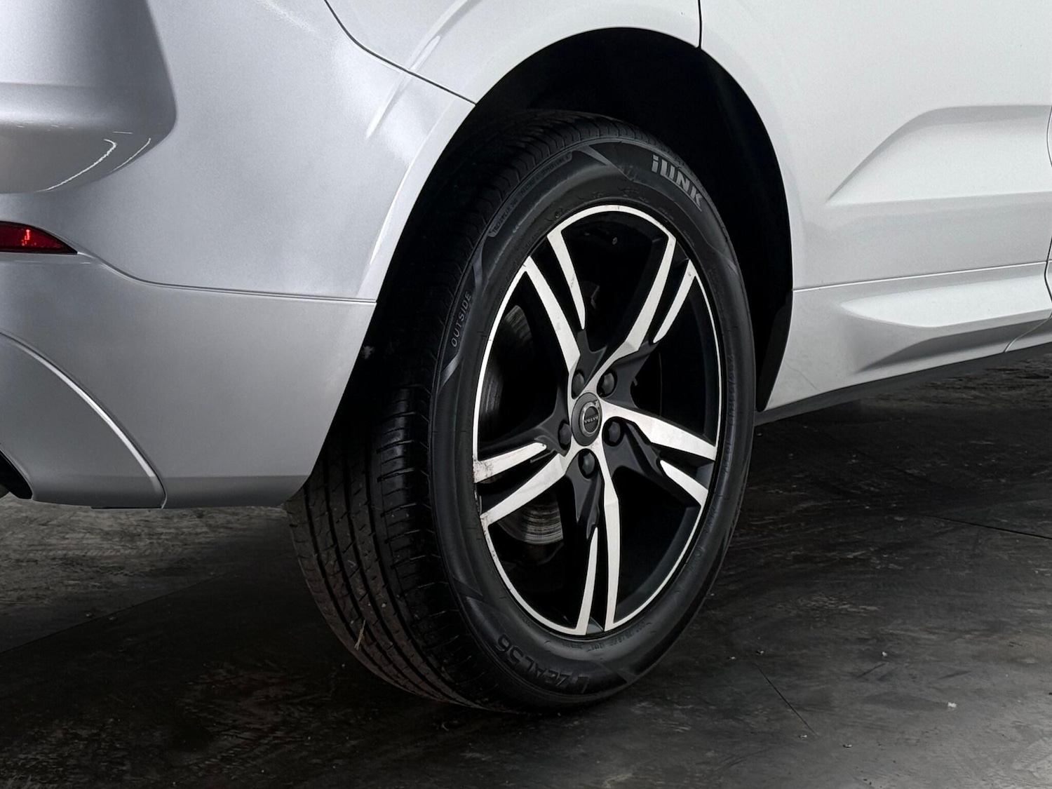 Used Volvo XC60 2019 for sale - 77180983: Photo 9