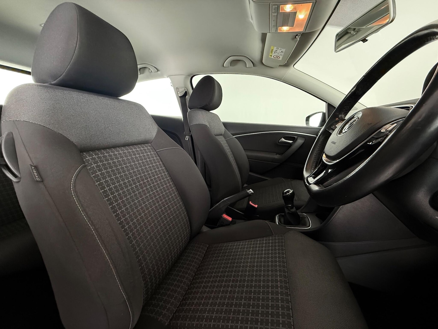 Used Volkswagen Polo 2015 for sale - 77599192: Photo 12