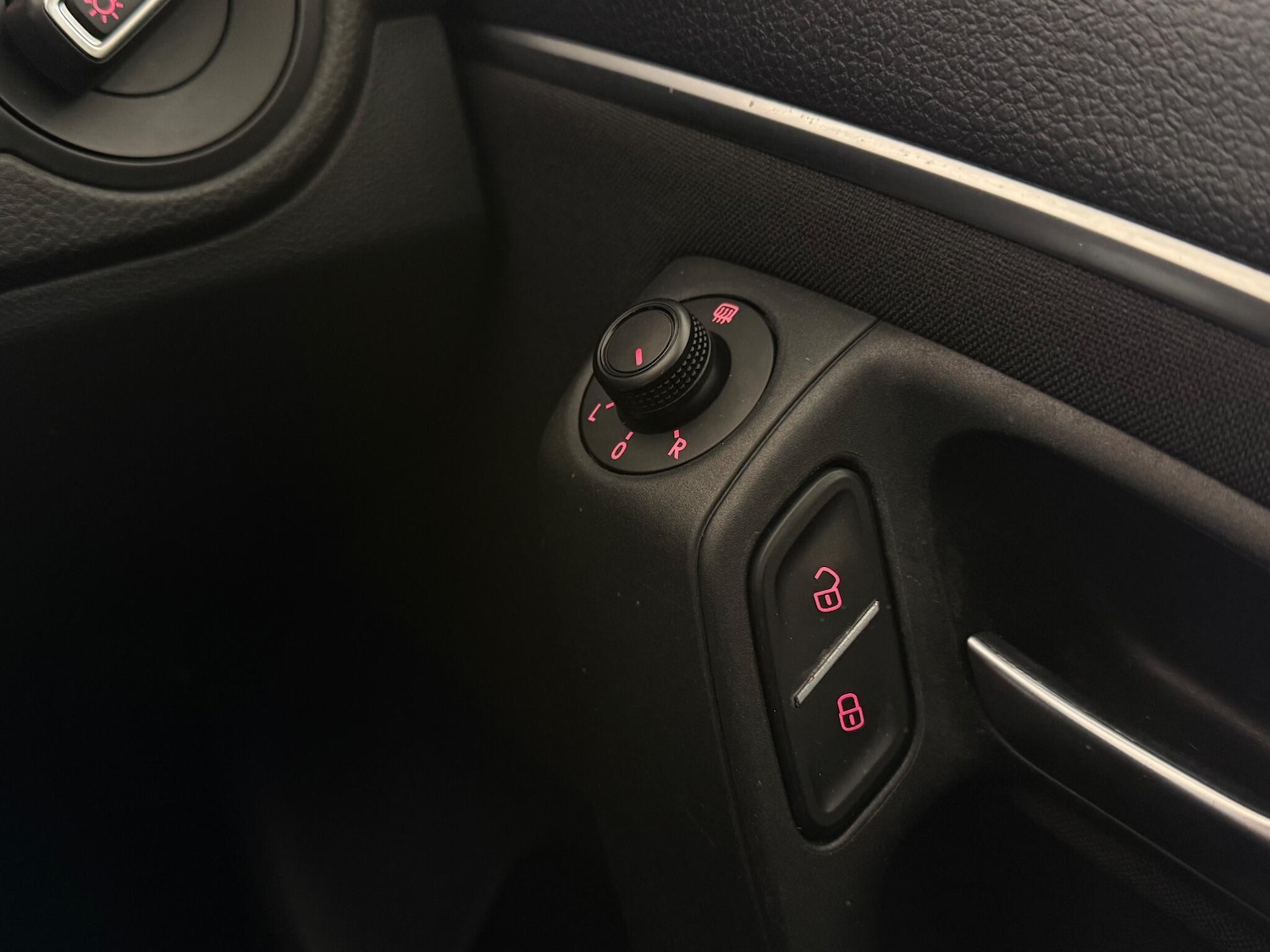 Used Volkswagen Polo 2015 for sale - 77599192: Photo 20