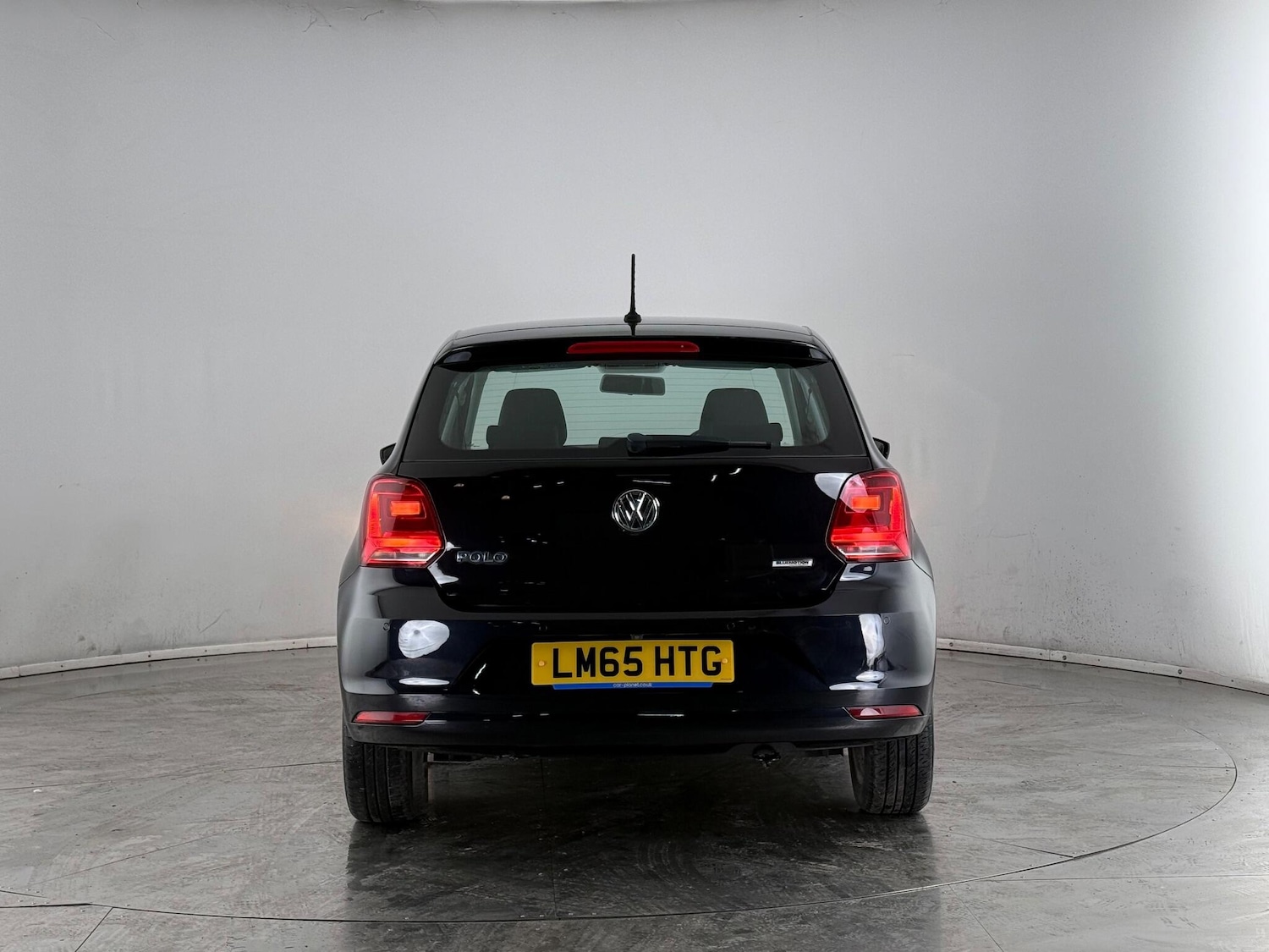 Used Volkswagen Polo 2015 for sale - 77599192: Photo 7