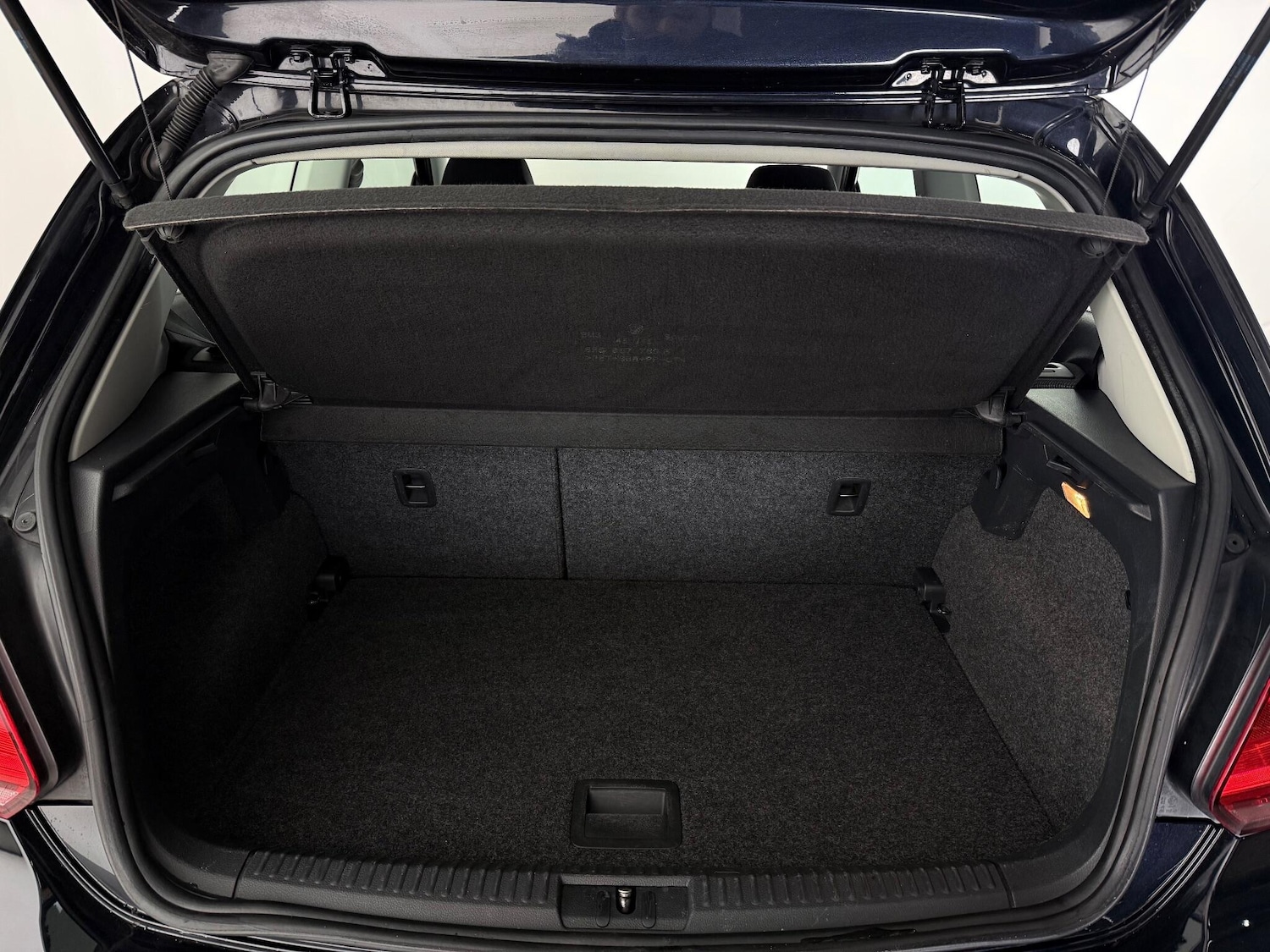 Used Volkswagen Polo 2015 for sale - 77599192: Photo 9