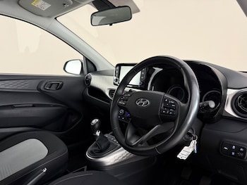 Used Hyundai i10 2021 for sale - 78705745: Photo