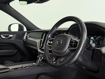 Used Volvo XC60 2017 for sale - 78992916: Photo