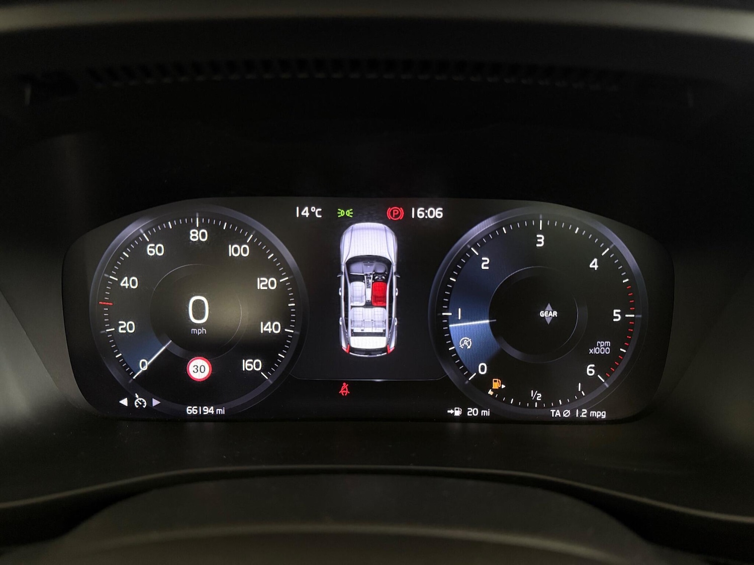 Used Volvo XC40 for sale - 77175738: Photo 25