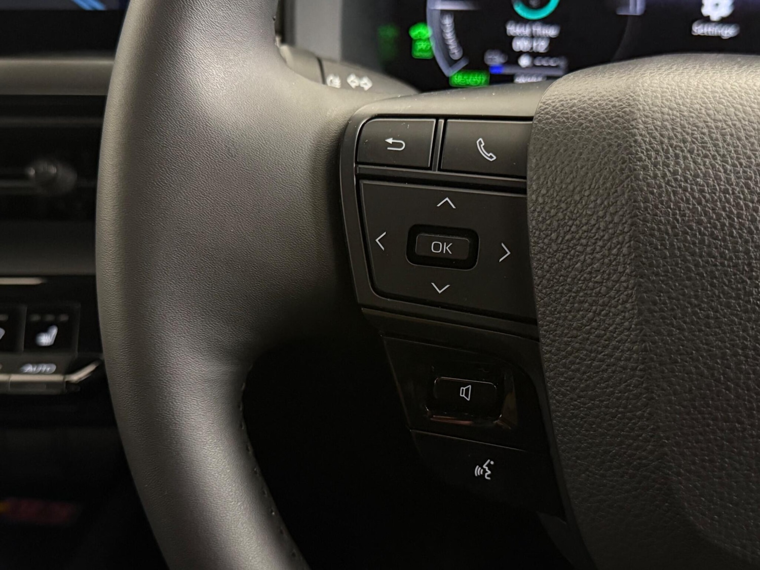 Used Toyota C-HR 2024 for sale - 77181265: Photo 19