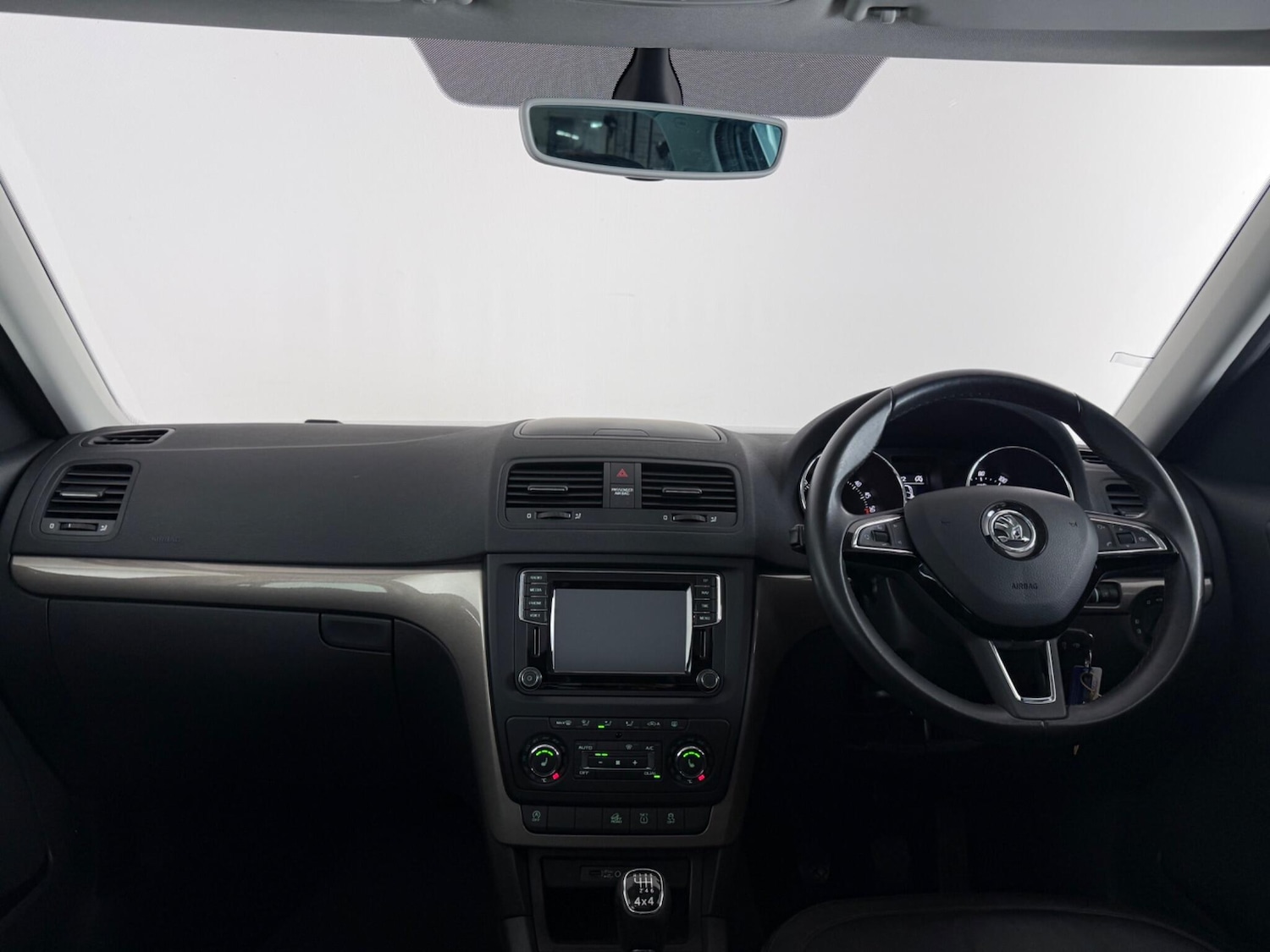 Used Skoda Yeti 2016 for sale - 77371861: Photo 11