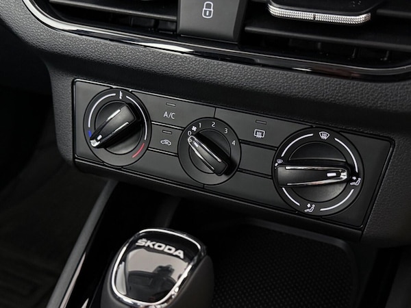 Used Skoda Kamiq 2020 for sale - 75648210: Photo 42