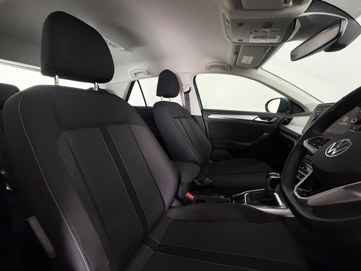 Used Volkswagen T-Roc 2022 for sale - 77587468: Photo 12