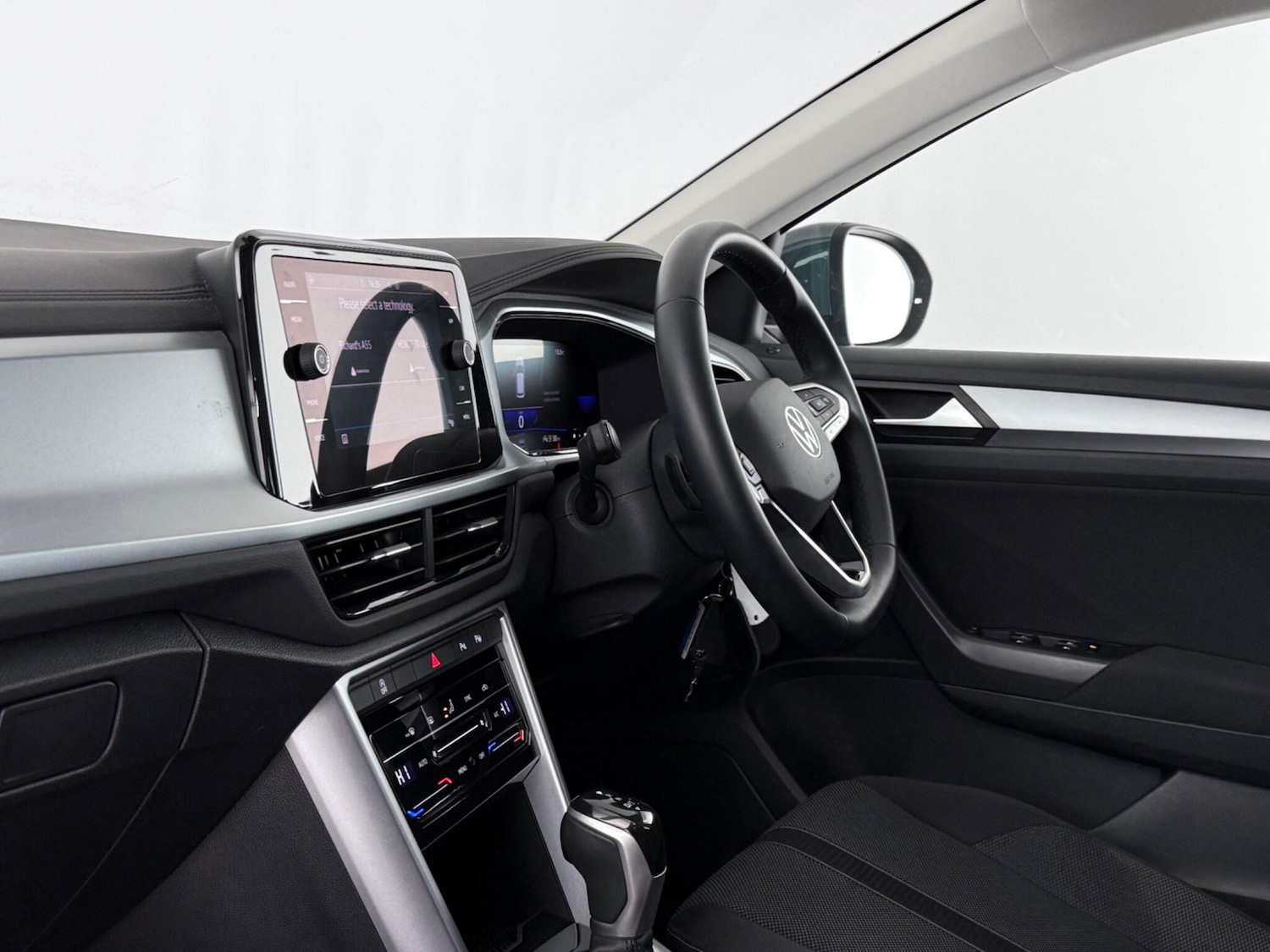 Used Volkswagen T-Roc 2022 for sale - 77587468: Photo 13