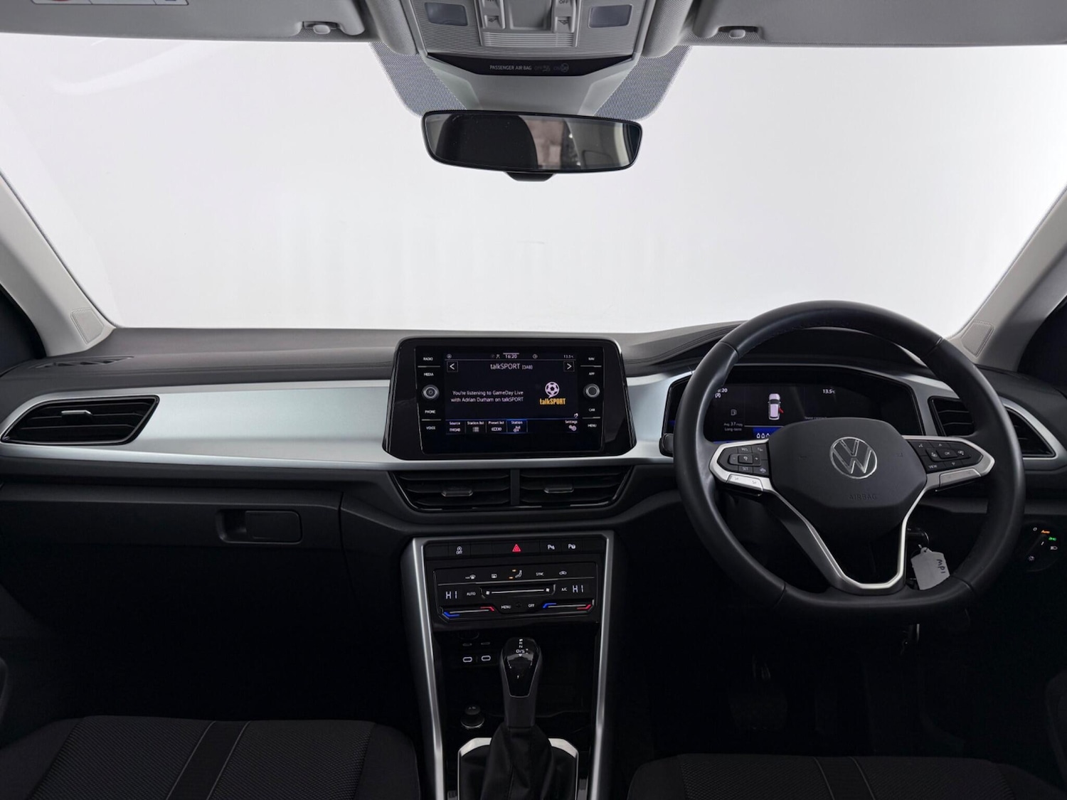 Used Volkswagen T-Roc 2022 for sale - 77587468: Photo 17