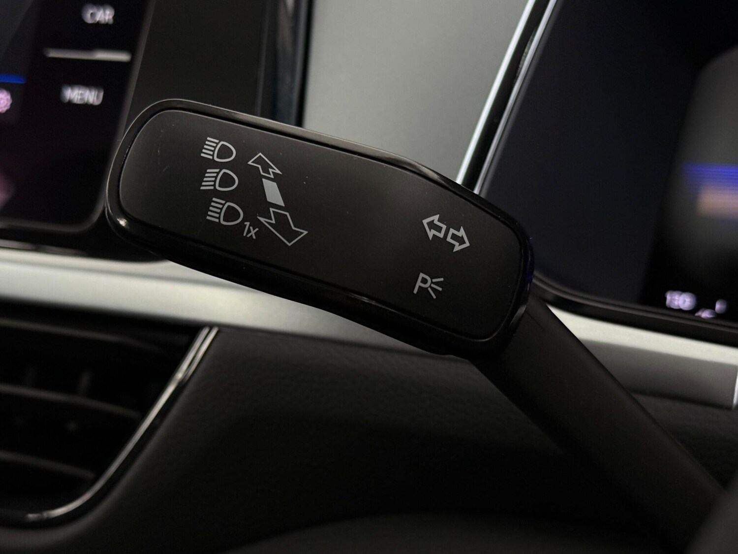 Used Volkswagen T-Roc 2022 for sale - 77587468: Photo 21