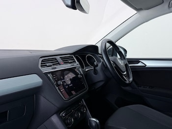 Used Volkswagen Tiguan 2019 for sale - 78529150: Photo