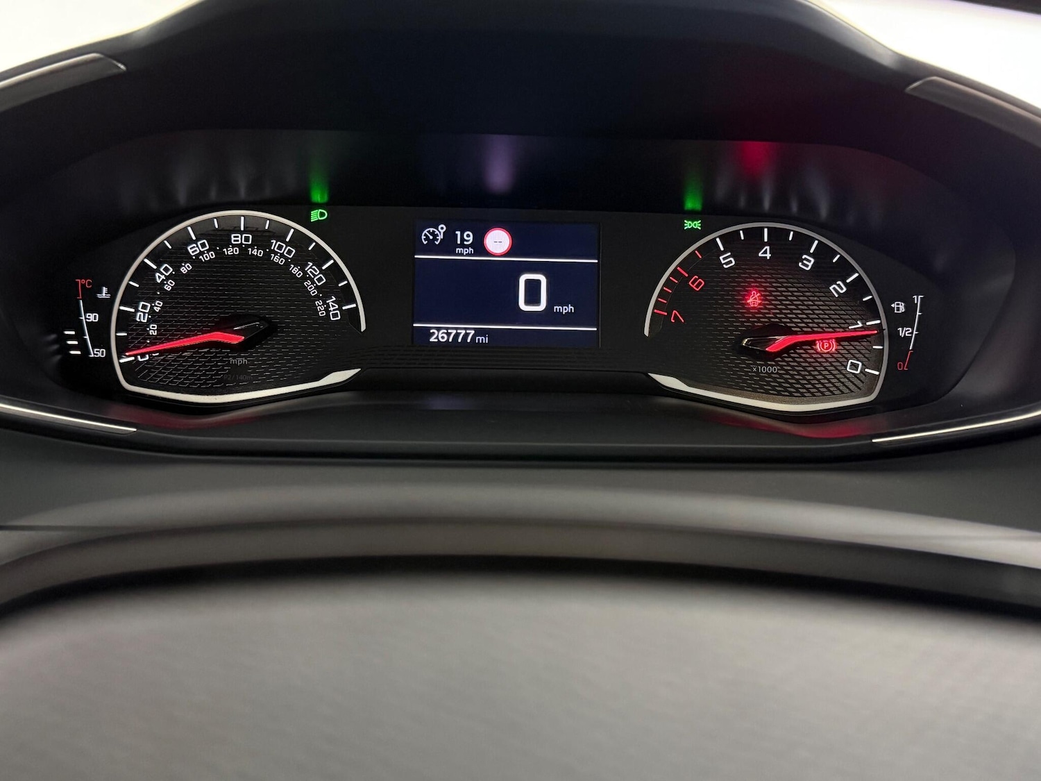 Used Peugeot 2008 2023 for sale - 77259518: Photo 14