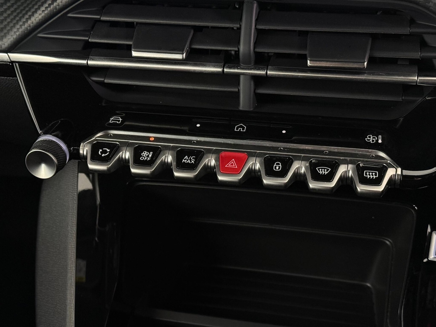 Used Peugeot 2008 2023 for sale - 77259518: Photo 30