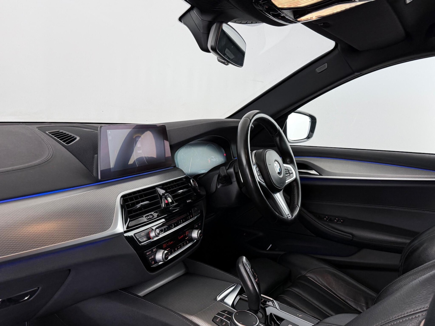 Used BMW 5 Series 2019 for sale - 77180920: Photo 15