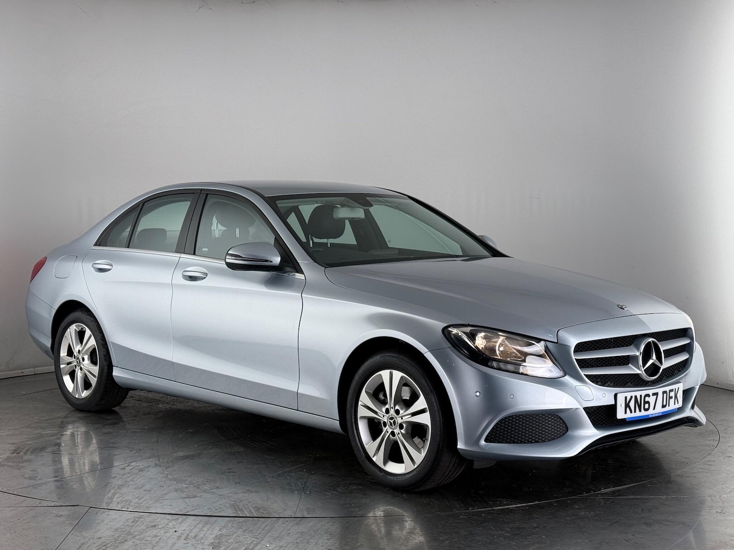 Used Mercedes-Benz C Class 2017 for sale - 76468394: Photo 1