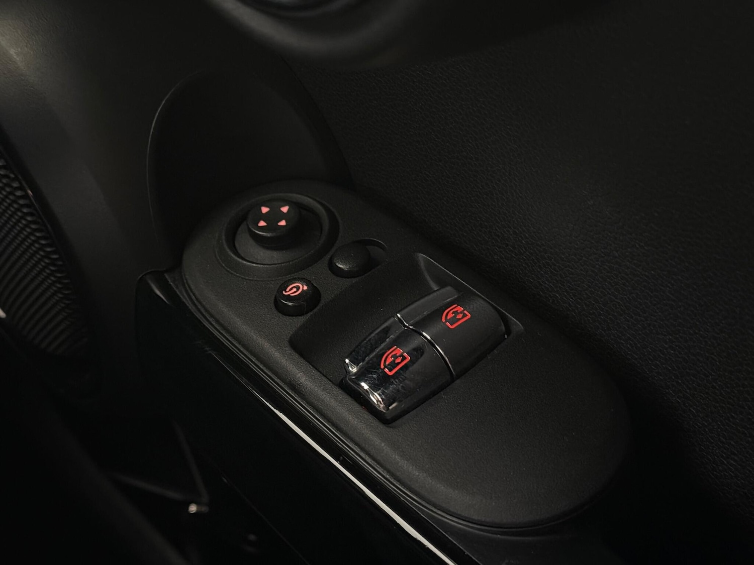 Used MINI Hatch 2018 for sale - 77221779: Photo 21