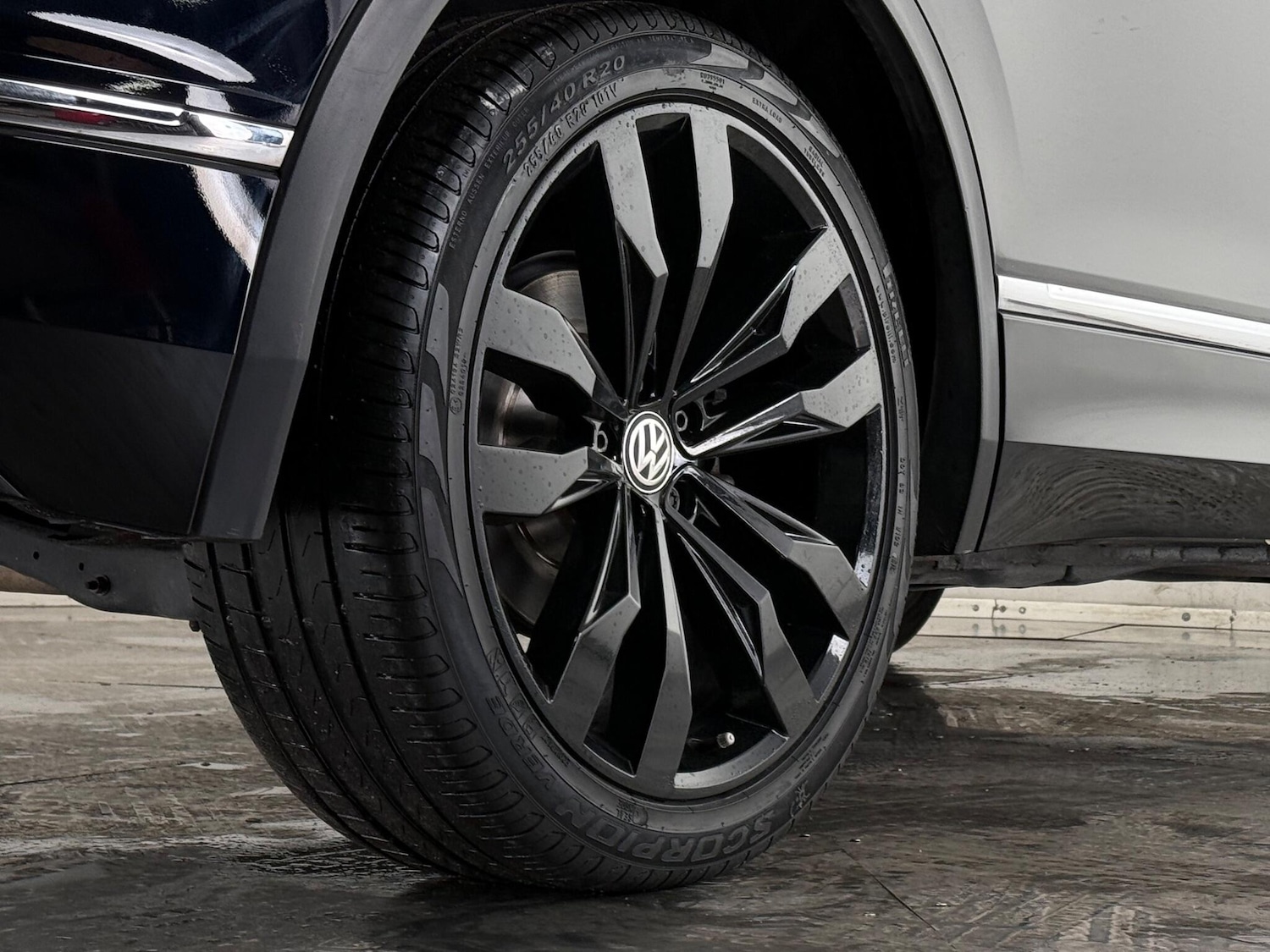 Used Volkswagen Tiguan 2017 for sale - 77260188: Photo 10