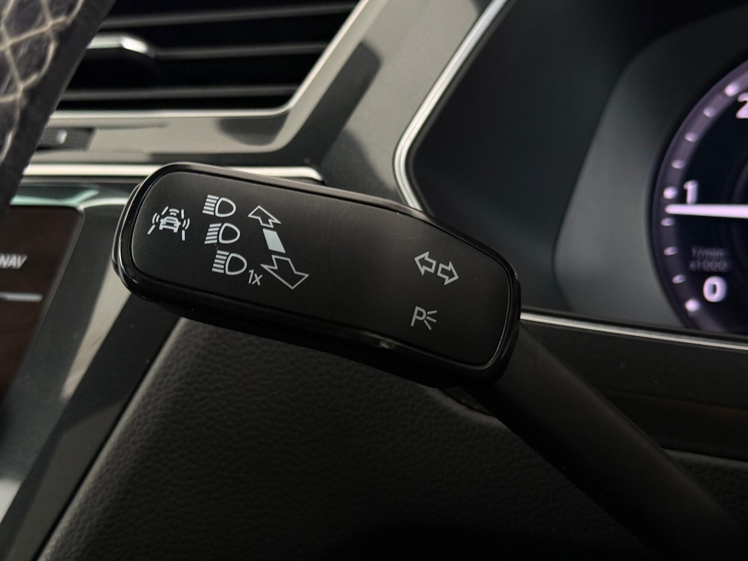 Used Volkswagen Tiguan 2017 for sale - 77260188: Photo 18