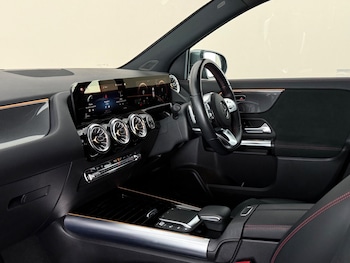 Used Mercedes-Benz GLA 2022 for sale - 79216975: Photo