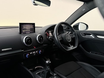 Used Audi A3 2018 for sale - 79013255: Photo