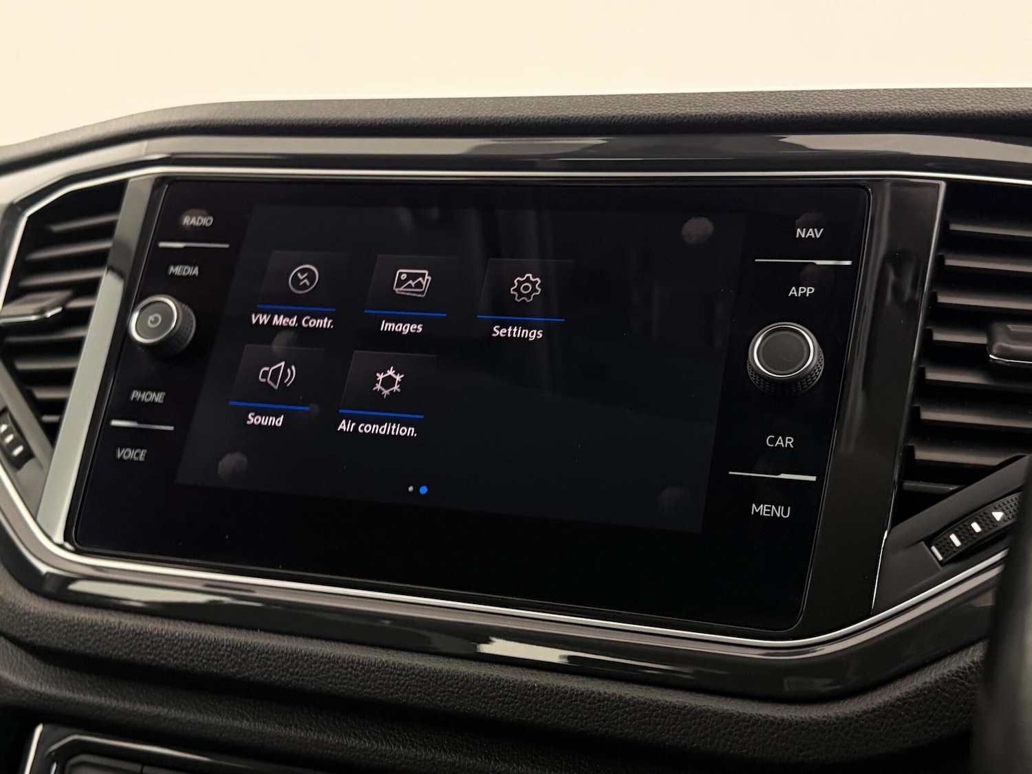 Used Volkswagen T-Roc 2018 for sale - 76472436: Photo 39