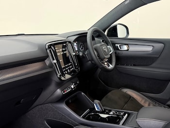 Used Volvo XC40 2021 for sale - 78574269: Photo