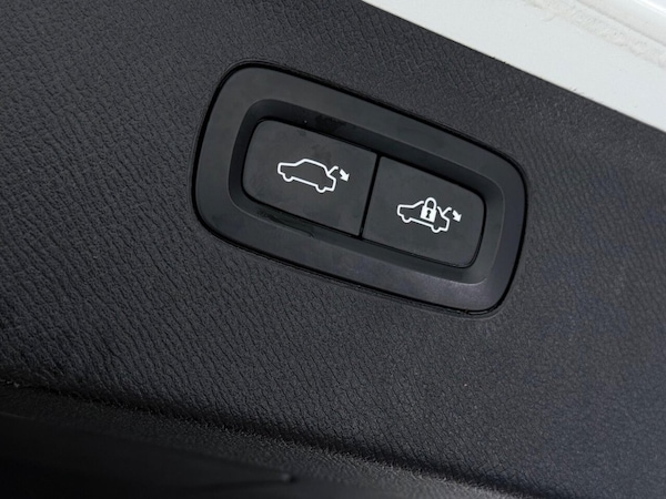 Used Volvo XC90 2015 for sale - 75992623: Photo 14