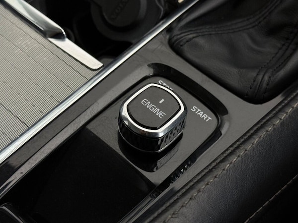 Used Volvo XC90 2015 for sale - 75992623: Photo 49