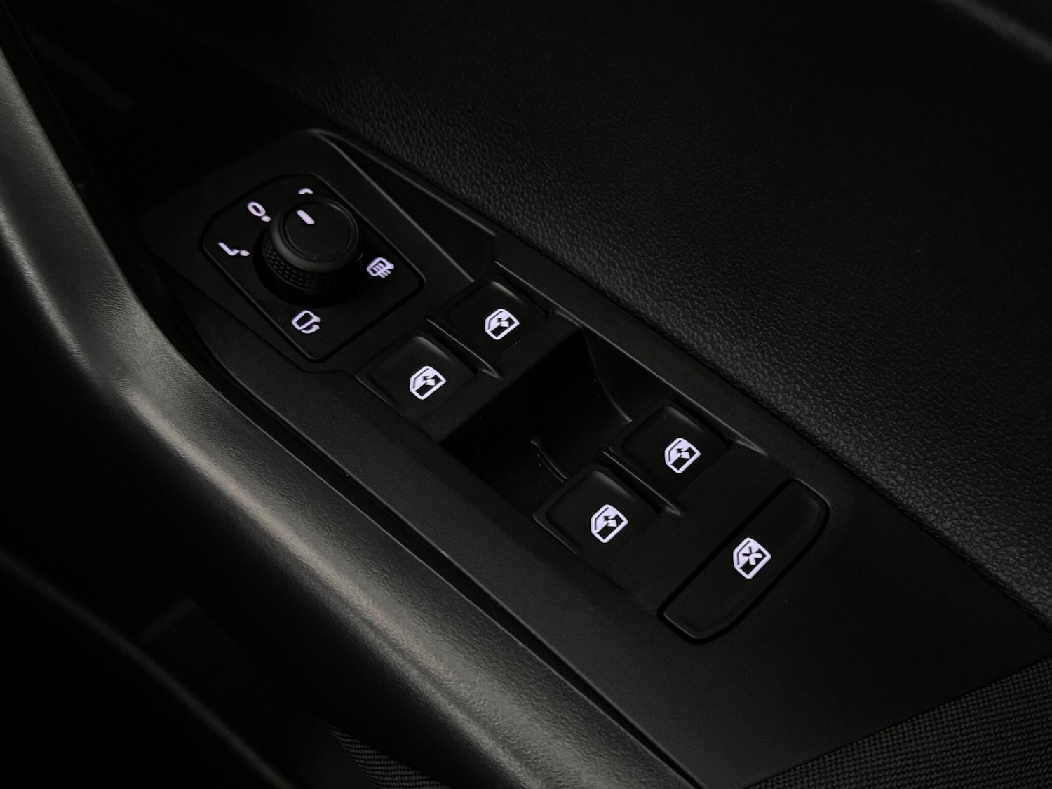 Used Volkswagen Polo 2023 for sale - 76468486: Photo 38