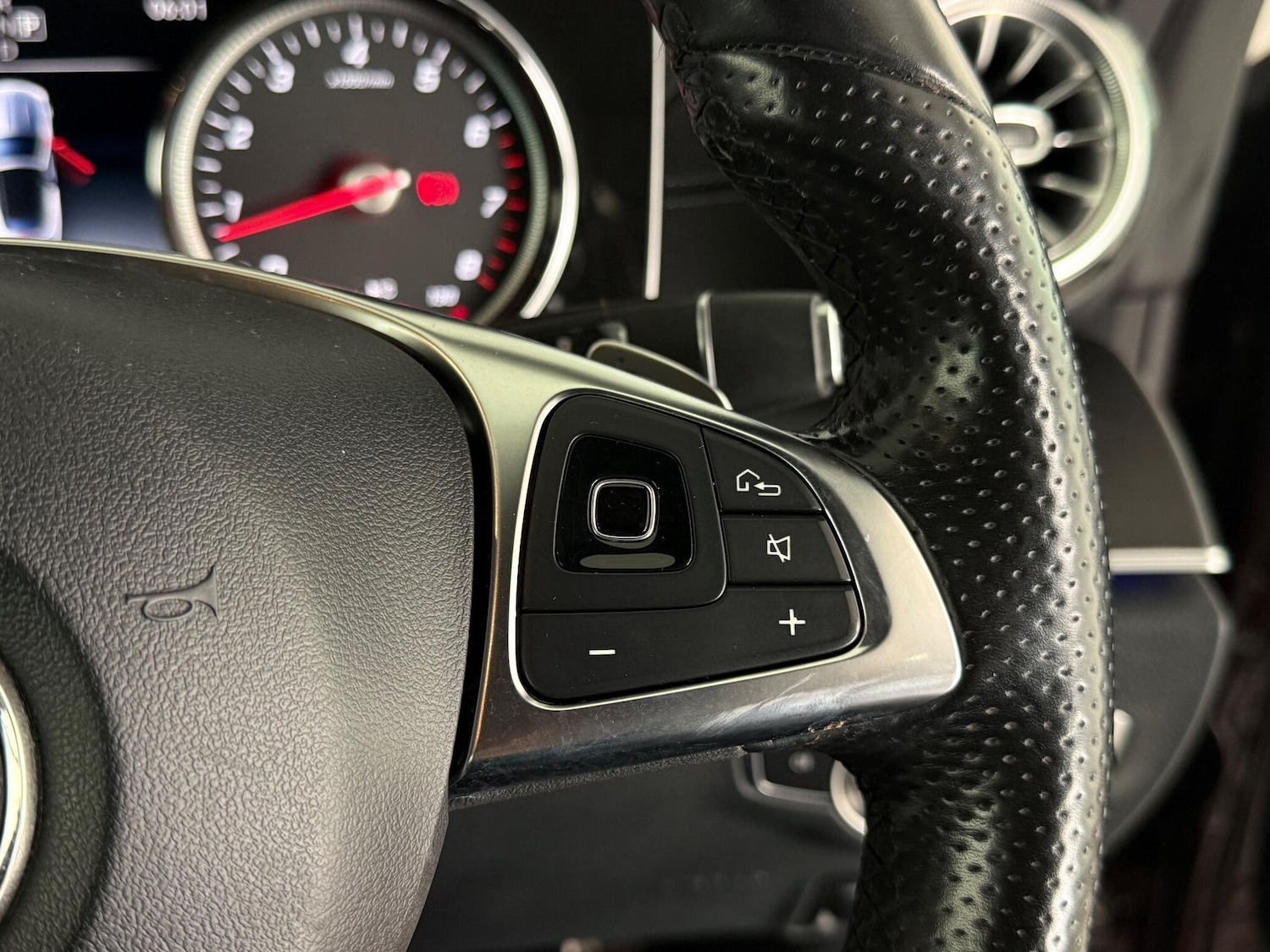 Used Mercedes-Benz E Class 2018 for sale - 77216782: Photo 21