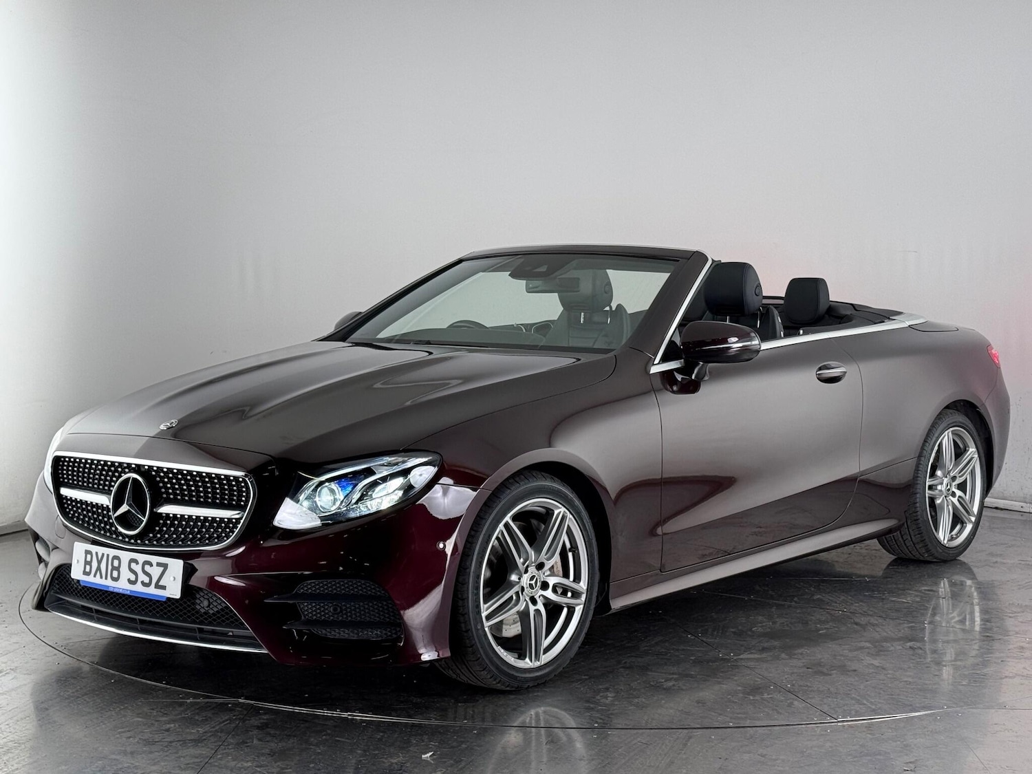 Used Mercedes-Benz E Class 2018 for sale - 77216782: Photo 3