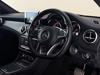 Used Mercedes-Benz CLA 2018 for sale - 79688611: Photo