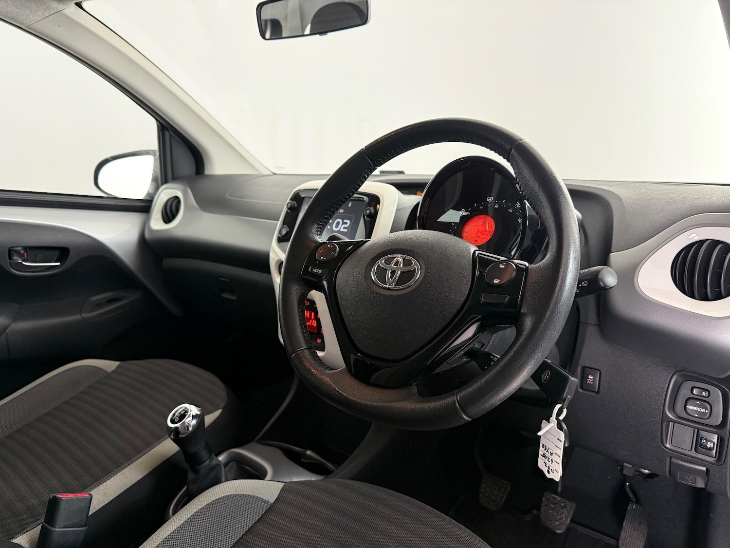 Used Toyota AYGO 2019 for sale - 77268234: Photo 16