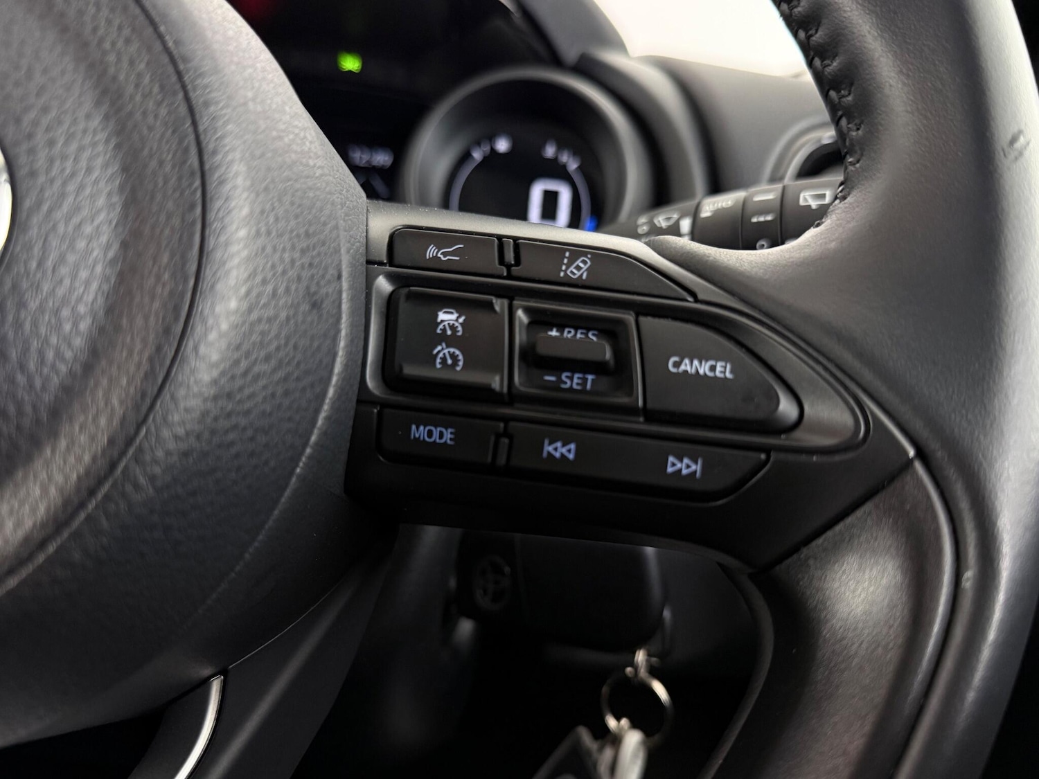 Used Toyota Yaris 2022 for sale - 77244029: Photo 20