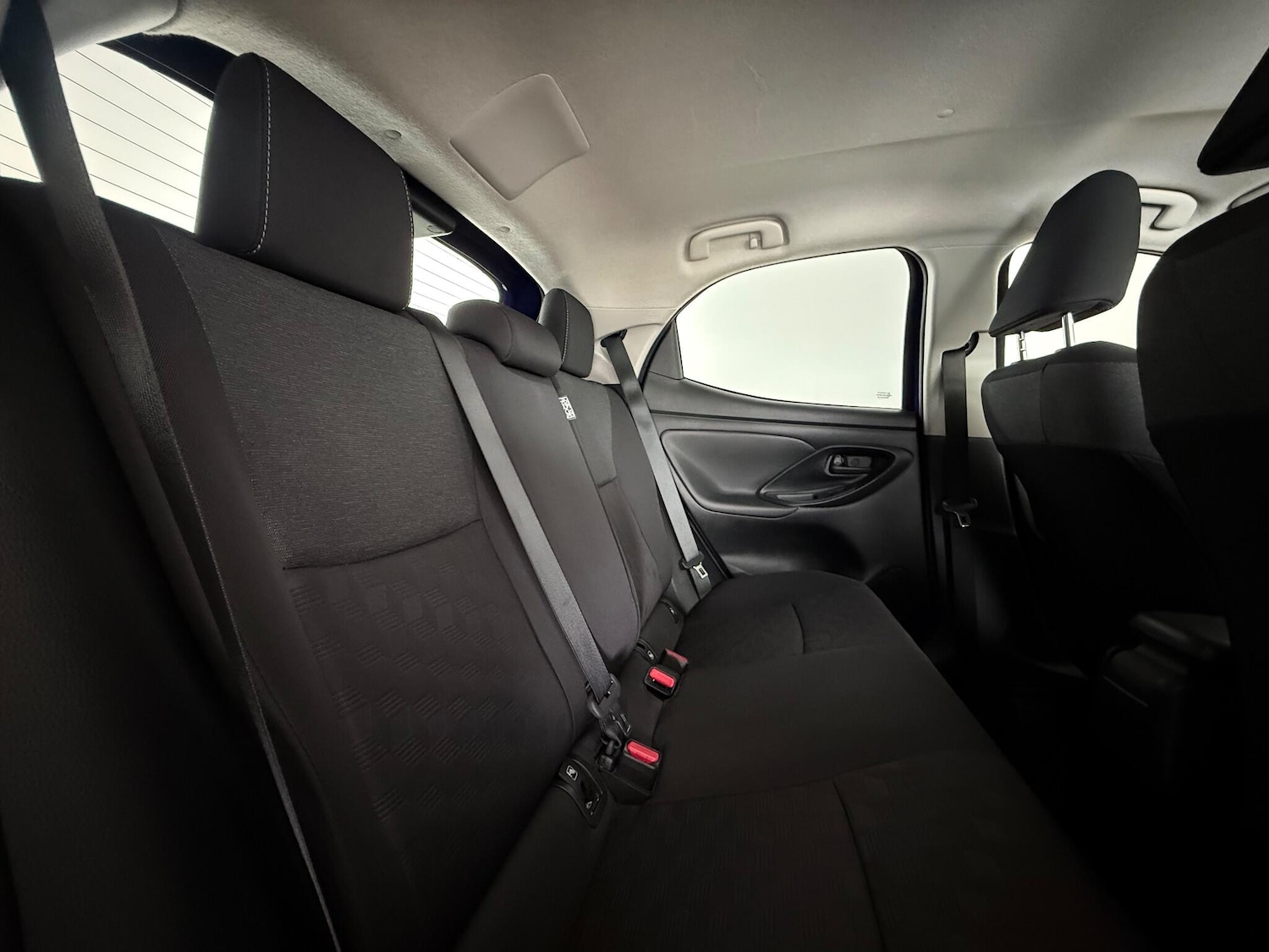 Used Toyota Yaris 2024 for sale - 77221614: Photo 15